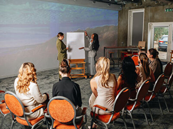 8-uurs vergaderarrangement inclusief lunch